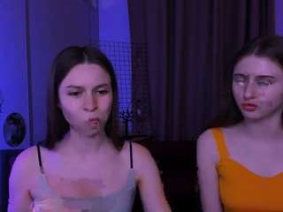 helly-kiss