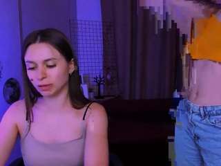 helly-kiss Live Webcam on CamSoda