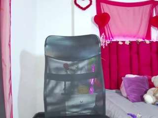  johanna-esau chat room