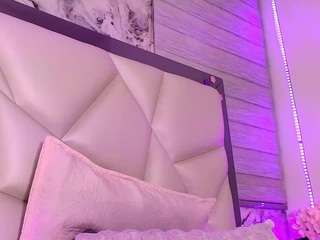 Live cam show with kendall_07