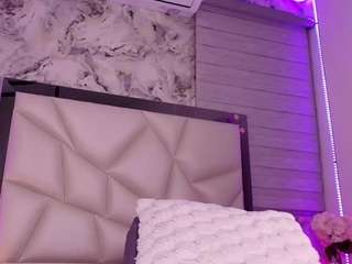 le modèle kenda-ll est en webcam porno dans un show sur le site camsoda, il possède les tags suivants: anal,anal toys,toys,tattoos,orgasm,no smoking,no drinking,lovense,double penetration,dirty talk,deepthroat,brown eyes,black hair,ass to mouth,big tits,curvy,hd