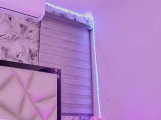 kenda-ll live webcam show