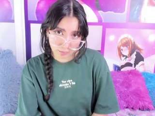 le modèle kyoko-bms est en webcam porno dans un show sur le site camsoda, il possède les tags suivants: ahegao,pantyoff,joi,latina,lush,moaning,naked,natural,nature,no smoking,orgasm,pov,handjob,public,sex toys,skinny,spank,sph,squirt,squirter