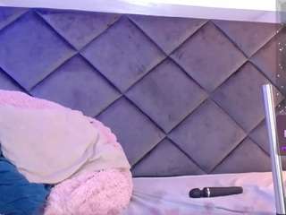 luciiacollins Webcam Model Profile