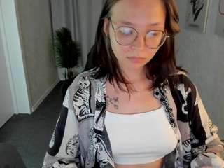  noora-moore chat room
