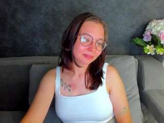  noora-moore chat room