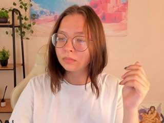 noora-moore camsoda