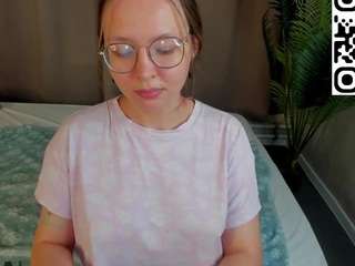 noora-moore webcam model
