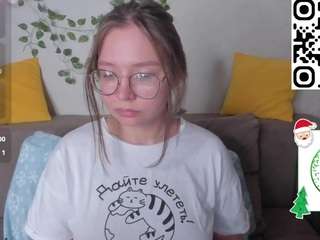 noora-moore webcam model