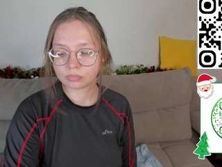 noora-moore Live Webcam on CamSoda