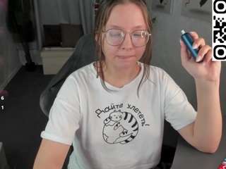noora-moore Role live webcam