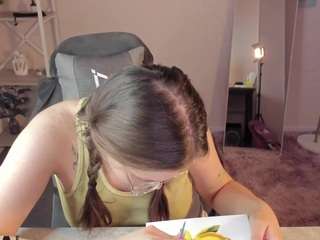 noora-moore Live Webcam on CamSoda