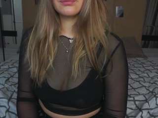 rhodabigg Live Webcam on CamSoda
