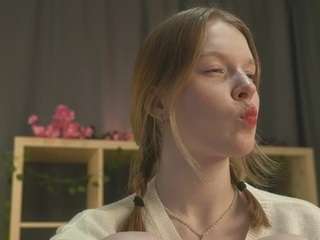 sabinabroglio webcam model