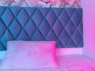 Live webcam model vennusdarck on Soda Cams