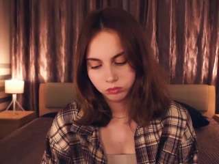 kathlinesack Live Webcam on CamSoda