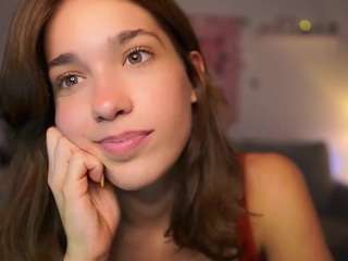 kissiecat Live Webcam on CamSoda
