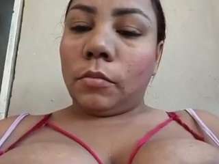 alejandra1 Live Webcam on CamSoda
