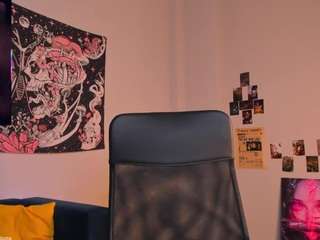 Ann-Perry live webcam show