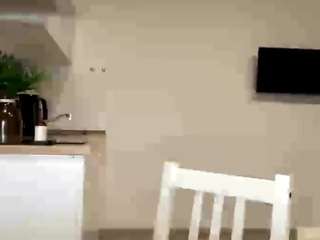  blondellroundtree chat room