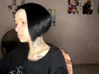  blondellroundtree chat room