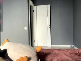 chrystalcaden's CamSoda show and profile