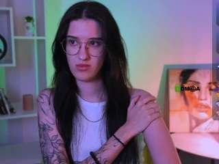  daisy-cool chat room