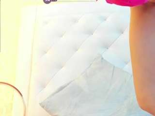 debora-scoot from CamSoda