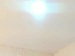 debora-scoot webcam model