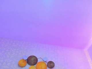 debora-scoot's CamSoda show and profile