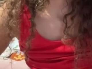 gracelovegoddess Live Webcam on CamSoda