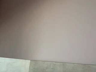 Kira live cam preview