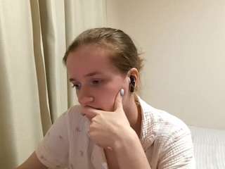 Petite, Hd, Brown hair, Young adult, Teen 18, Skinny, No smoking, No drinki..., athletic asian 7