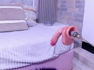 luna-naughty1 - Live Cam
