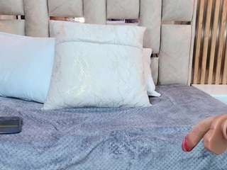 luna-naughty1 camsoda