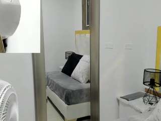 luna-naughty1 webcam model