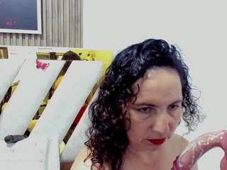 luna-naughty1