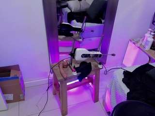 luna-naughty1