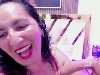 luna-naughty1