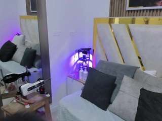 luna-naughty1