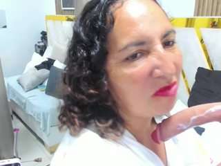 luna-naughty1