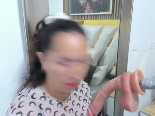 luna-naughty1