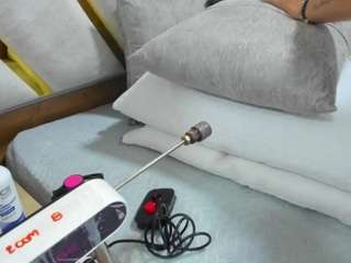 luna-naughty1
