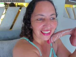 luna-naughty1