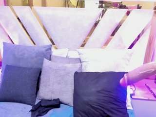 luna-naughty1