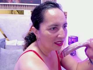 luna-naughty1