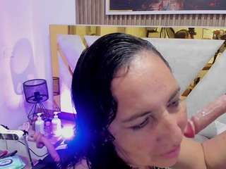 luna-naughty1