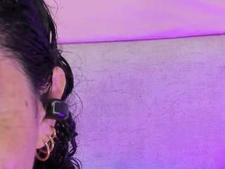 luna-naughty1