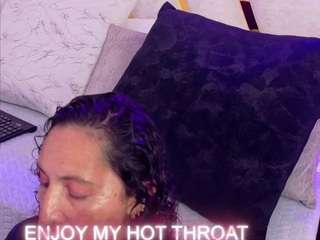 luna-naughty1