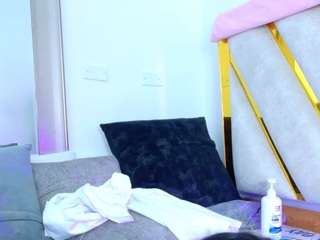 luna-naughty1